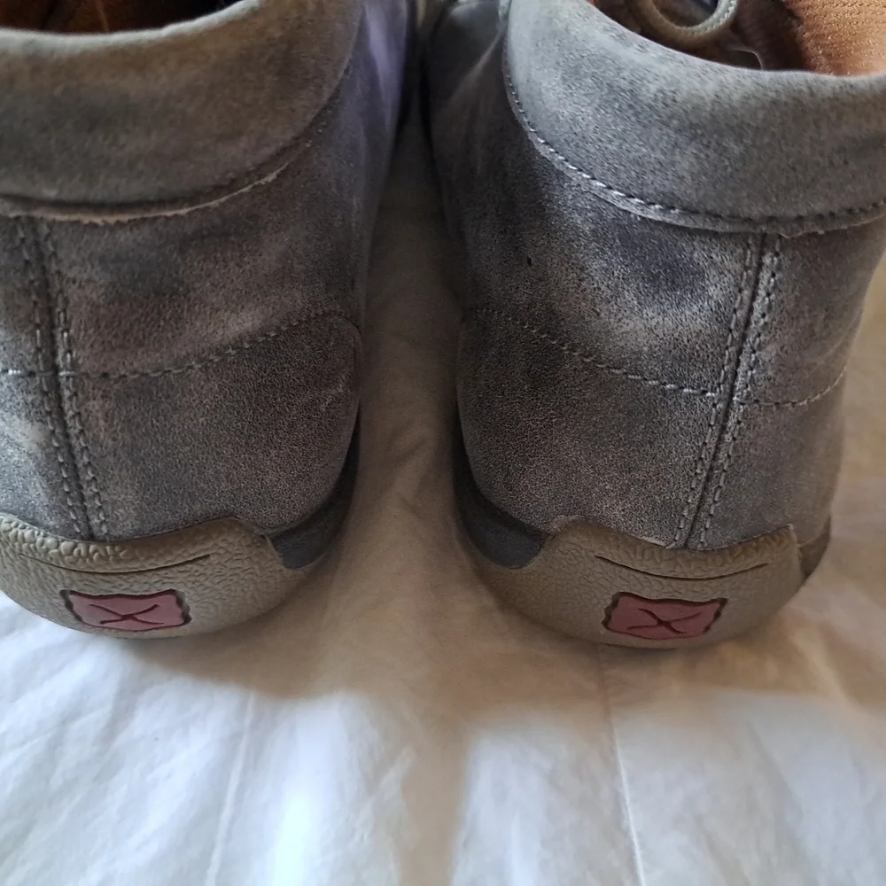 Twisted X Men's LaceUp Round Toe Driving Moc Grey 8.5 Likenew Condition